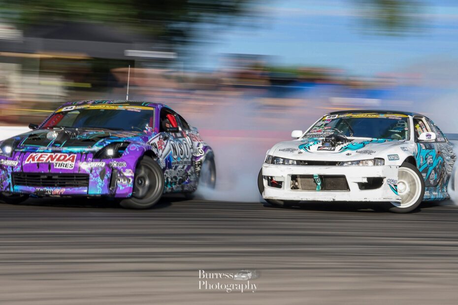 high powered professional drift cars in tandem